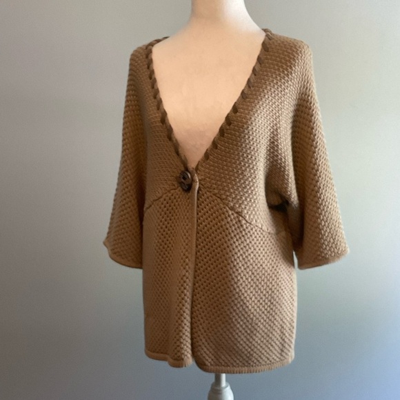 Ruby Rd Lg Cotton/Acrylic Blend Taupe 1 Button Crochet Sweater Faux Suede Trim - Picture 2 of 16